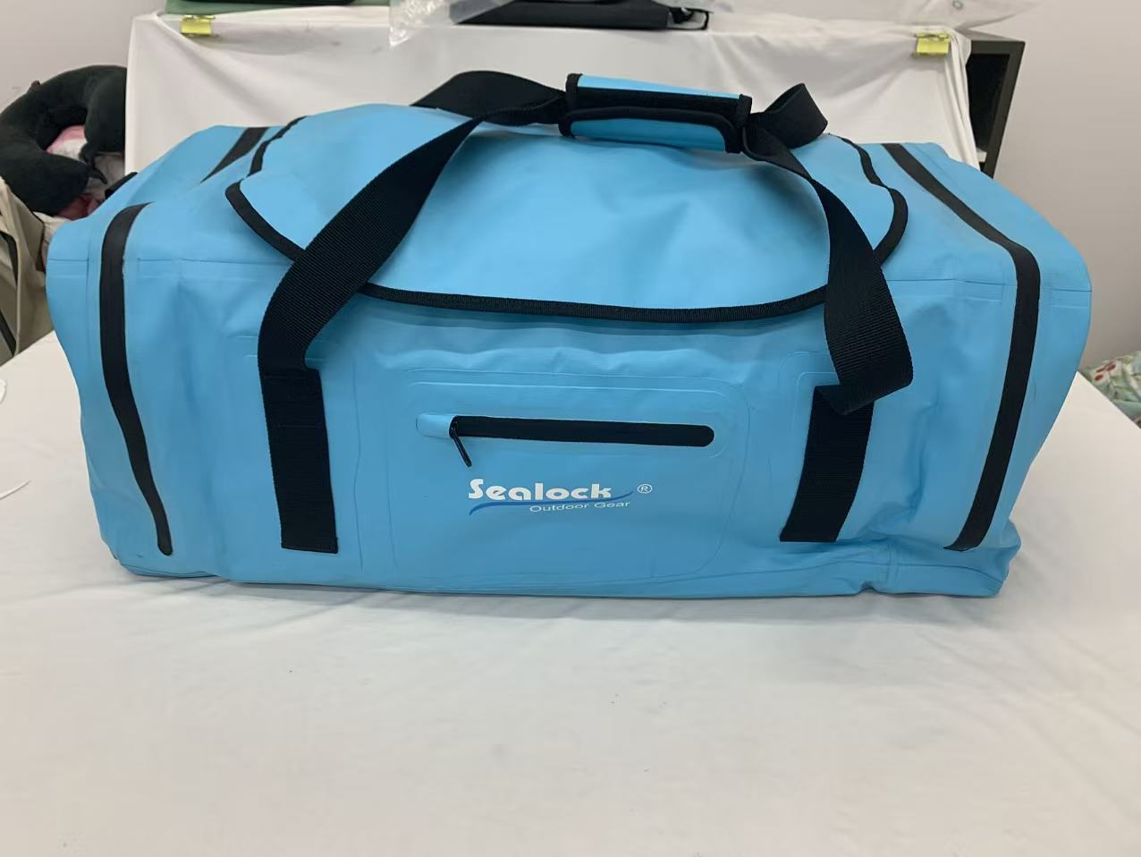 လေလုံဇစ်ပါသော 55L ရေစိုခံအိတ် (IPX7)