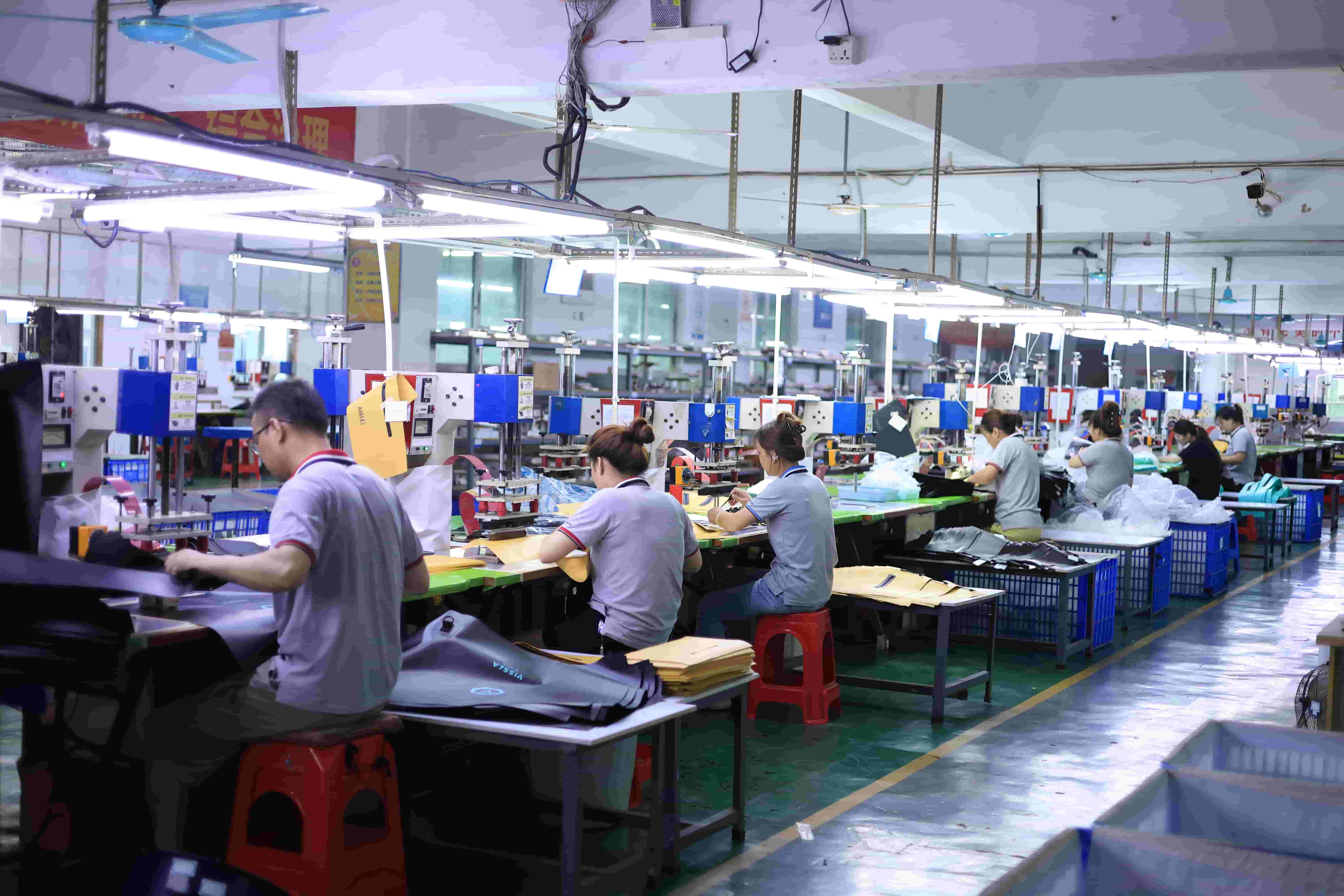 High-frequency Welding Workshop of Sealock Waterproof Bag Factory