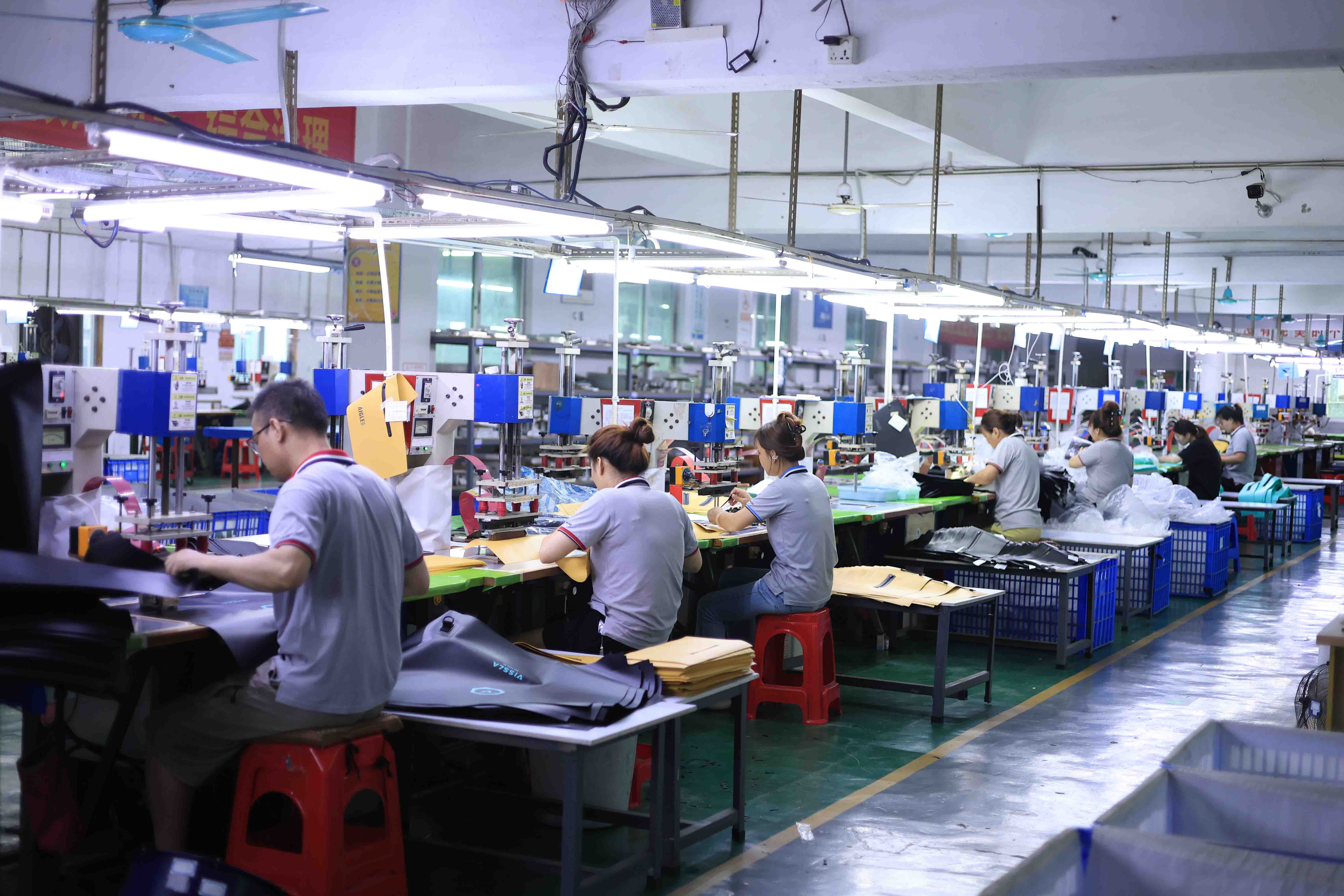 Sealock 27.12 MHz HF welding production line for waterproof bags